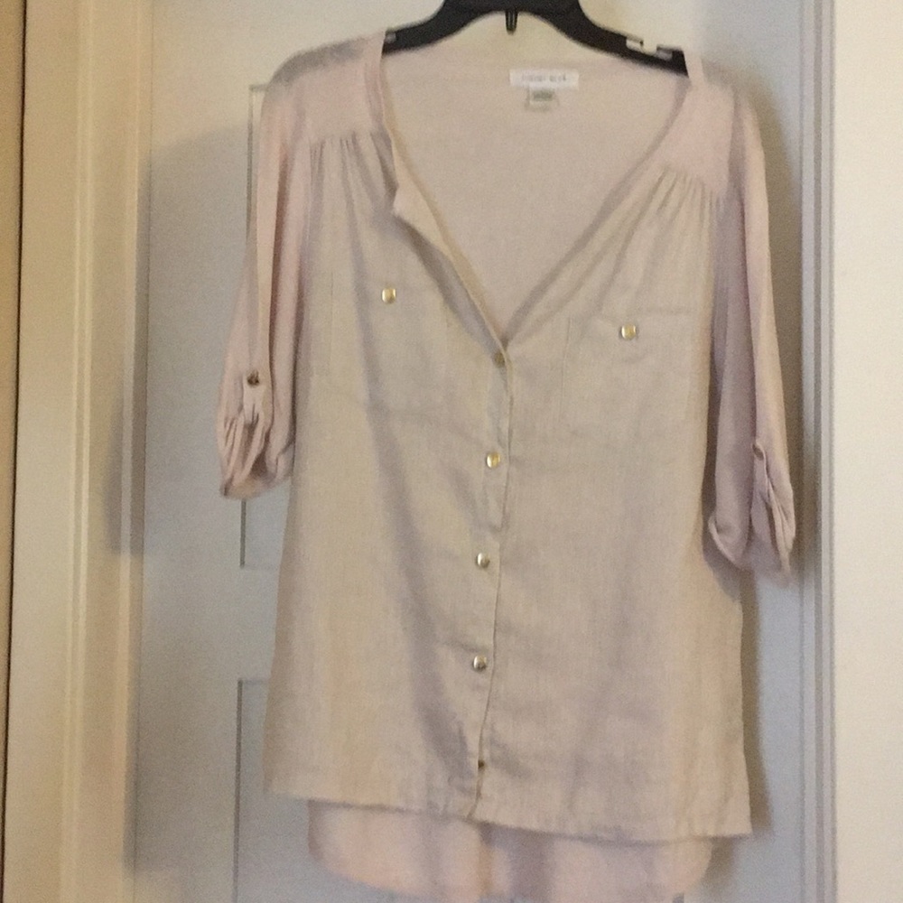 Linen front, knit back v-neck